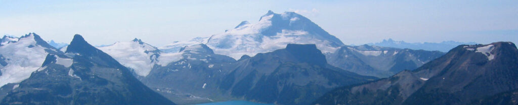 1200px GaribaldiLake PanoramaRidge